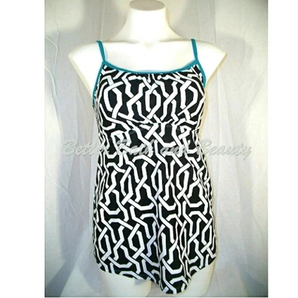 Two Hearts Maternity‎ Swim Tankini Top SMALL Pregnancy NWT - Picture 1 of 3